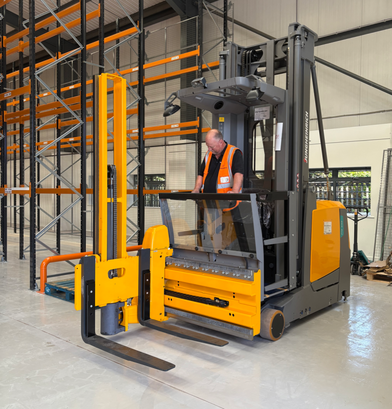 Storage Aspects - Book Aid International - VNA pallet truck